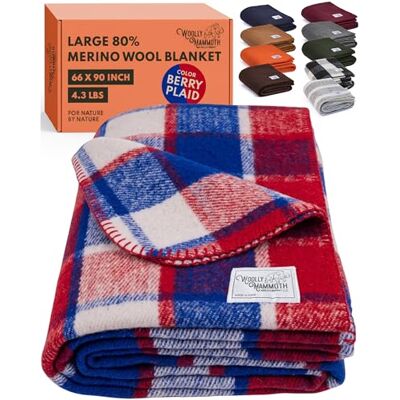 Woolly Mammoth Woolen Company Gruby ciepły koc wełniany z kolekcji Farmhouse. Idealne uzupełnienie wystroju Twojego wiejskiego domu. Użyj jako ponadwymiarowej narzuty lub dodatkowej warstwy na łóżku Woolly Mammoth Woolen Company Gruby ciepły koc wełniany z kolekcji Farmhouse. Idealne uzupełnienie wystroju Twojego wiejskiego domu. Użyj jako ponadwymiarowej narzuty lub dodatkowej warstwy na łóżku