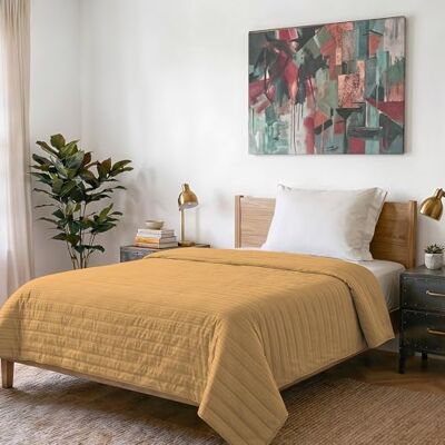 Italian Bed Linen Satynowa letnia kołdra, poliester, 170x250cm, Żółty Italian Bed Linen Satynowa letnia kołdra, poliester, 170x250cm, Żółty