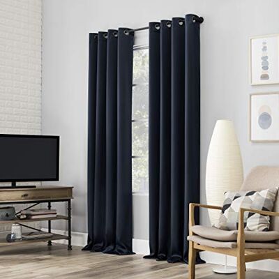 Sun Zero Nordic 2-pak Theater Grade Extreme 100% zaciemniająca zasłona z przelotkami, para paneli, 132 cm x 160 cm, granatowy Sun Zero Nordic 2-pak Theater Grade Extreme 100% zaciemniająca zasłona z przelotkami, para paneli, 132 cm x 160 cm, granatowy