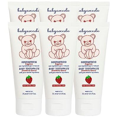 BABY COCCOLE Babyprzytule ZESTAW 6 CZĘŚCI DENTYFRICIO FRAGOLOSO. Pasta do zębów Dzieci 0-6 lat do naturalnego aromatu Truskawki. Wzmacnia zęby, zapobiega próchnicy. Odpowiednie spożycie fluoru, wapnia i witamin 6x75ml BABY COCCOLE Babyprzytule ZESTAW 6 CZĘŚCI DENTYFRICIO FRAGOLOSO. Pasta do zębów Dzieci 0-6 lat do naturalnego aromatu Truskawki. Wzmacnia zęby, zapobiega próchnicy. Odpowiednie spożycie fluoru, wapnia i witamin 6x75ml