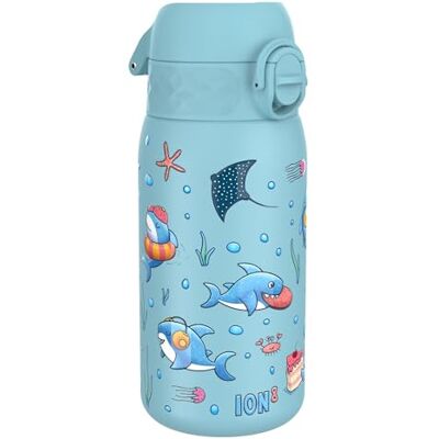 Ion8 Izolowana Stalowa Butelka na Wodę dla Dzieci, 320 ml/11 oz, Szczelna, Łatwa do Otwarcia, Bezpieczny Zamek, Można Myć w Zmywarce, Uchwyt do Przenoszenia, Higieniczne Pokrycie, Rekiny Ion8 Izolowana Stalowa Butelka na Wodę dla Dzieci, 320 ml/11 oz, Szczelna, Łatwa do Otwarcia, Bezpieczny Zamek, Można Myć w Zmywarce, Uchwyt do Przenoszenia, Higieniczne Pokrycie, Rekiny