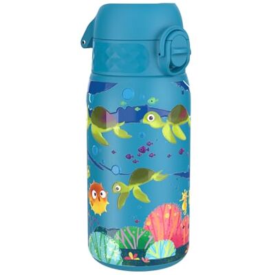 Ion8 Izolowana Stalowa Butelka na Wodę dla Dzieci, 320 ml/11 oz, Szczelna, Łatwa do Otwarcia, Bezpieczny Zamek, Można Myć w Zmywarce, Uchwyt do Przenoszenia, Higieniczne Pokrycie, Żółw Morski Ion8 Izolowana Stalowa Butelka na Wodę dla Dzieci, 320 ml/11 oz, Szczelna, Łatwa do Otwarcia, Bezpieczny Zamek, Można Myć w Zmywarce, Uchwyt do Przenoszenia, Higieniczne Pokrycie, Żółw Morski
