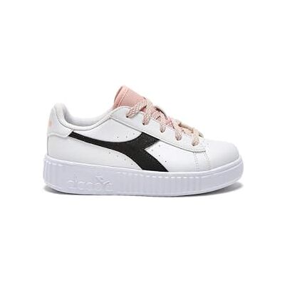 101.180892 Diadora Game Step P PS Glitch buty gimnastyczne, rozmiar 4, białe, biały, 33 EU 101.180892 Diadora Game Step P PS Glitch buty gimnastyczne, rozmiar 4, białe, biały, 33 EU