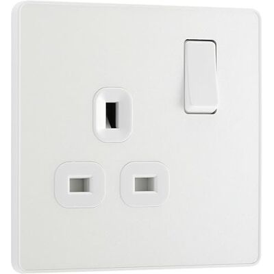BG Electrical s Evolve pojedyncze gniazdko sieciowe, 13A, perłowa biel BG Electrical s Evolve pojedyncze gniazdko sieciowe, 13A, perłowa biel