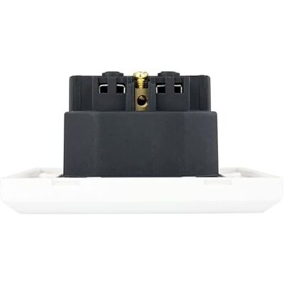 Blendend Gniazdo wtykowe Schuko 2 x USB 2.4 A, białe, idealne do ładowania urządzeń mobilnych i podłączania urządzeń gospodarstwa domowego. Blendend Gniazdo wtykowe Schuko 2 x USB 2.4 A, białe, idealne do ładowania urządzeń mobilnych i podłączania urządzeń gospodarstwa domowego.