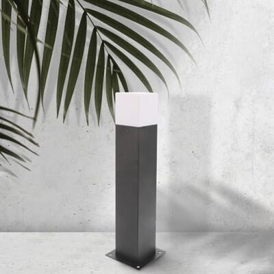 M Ledme Reflektor zewnętrzny serii Design, oprawka E27, wodoszczelność IP54, czarne wykończenie, idealna do ogrodu, na taras, wejście i fasadę (żarówka nie wchodzi w zakres dostawy) M Ledme Reflektor zewnętrzny serii Design, oprawka E27, wodoszczelność IP54, czarne wykończenie, idealna do ogrodu, na taras, wejście i fasadę (żarówka nie wchodzi w zakres dostawy)