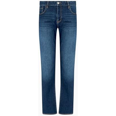 XM000049 Armani Exchange Men's The Boat, Label Patch, Patch Logo Lettering, dżinsy, niebieskie, 36, niebieski (medium blue denim), 36 XM000049 Armani Exchange Men's The Boat, Label Patch, Patch Logo Lettering, dżinsy, niebieskie, 36, niebieski (medium blue denim), 36