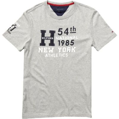 887817328 Tommy Hilfiger Koszulka męska, All Over Print NATIONAL 85 Tee S/S RF/ , Szary (501 Cloud Htr), 54 887817328 Tommy Hilfiger Koszulka męska, All Over Print NATIONAL 85 Tee S/S RF/ , Szary (501 Cloud Htr), 54