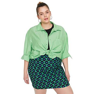 TBBSS22GO0323 TRENDYOL Damski duże rozmiary, regularny krój, basic, kołnierzyk koszuli, materiał tkany, rozmiar plus size, zielony, 42 TBBSS22GO0323 TRENDYOL Damski duże rozmiary, regularny krój, basic, kołnierzyk koszuli, materiał tkany, rozmiar plus size, zielony, 42