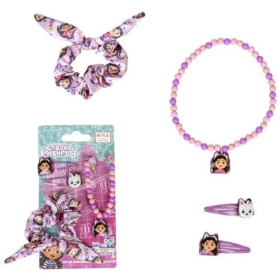 CERDÁ LIFE'S LITTLE MOMENTS Gabby's Dollhouse Beauty Set zawiera 1 tasiemkę do włosów z tkaniny, 2 spinki do włosów i 1 naszyjnik wielokolorowy wieloskładnikowy inspirowany Gabby i Patyczkami Oryginalny produkt CERDÁ LIFE'S LITTLE MOMENTS Gabby's Dollhouse Beauty Set zawiera 1 tasiemkę do włosów z tkaniny, 2 spinki do włosów i 1 naszyjnik wielokolorowy wieloskładnikowy inspirowany Gabby i Patyczkami Oryginalny produkt