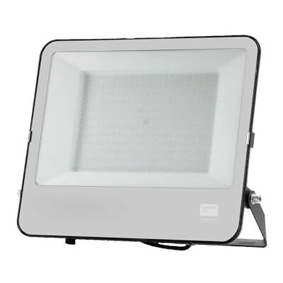WatioWave Projektor 200 W z chipem 1M, kablem 6500K, korpusem w kolorze czarnym i szarym i matowym szkłem. Idealny do różnych zastosowań oświetleniowych. WatioWave Projektor 200 W z chipem 1M, kablem 6500K, korpusem w kolorze czarnym i szarym i matowym szkłem. Idealny do różnych zastosowań oświetleniowych.