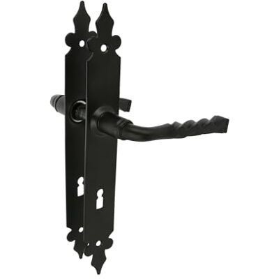 Amig Zestaw uchwytów mod. 106PG72 270 x 36 mm Klamka Zamak ze stalową płytką Czarne wykończenie Zawiera nasadkę 72 mm Czworokątny 8 mm Ręcznie kuta rustykalna stylizacja Amig Zestaw uchwytów mod. 106PG72 270 x 36 mm Klamka Zamak ze stalową płytką Czarne wykończenie Zawiera nasadkę 72 mm Czworokątny 8 mm Ręcznie kuta rustykalna stylizacja