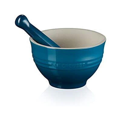 LE CREUSET Zaprawa i tłuczek, emaliowana kamionka 11,5 cm, 360 g, 300 ml, Deep Teal, 81209306420003 LE CREUSET Zaprawa i tłuczek, emaliowana kamionka 11,5 cm, 360 g, 300 ml, Deep Teal, 81209306420003