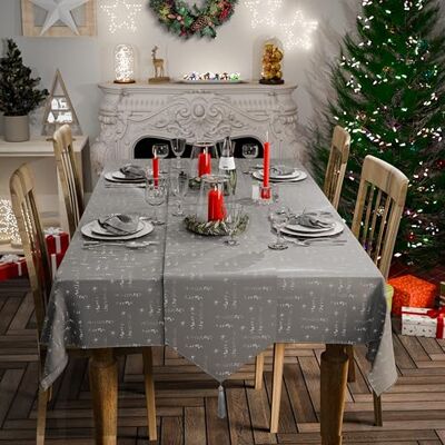 Emma Barclay Merry Xmas 10-częściowy świąteczny zestaw na stół w kolorze srebrnym (obrus 60 x 84, bieżnik na stół 13 x 90 i 8 serwetek) Emma Barclay Merry Xmas 10-częściowy świąteczny zestaw na stół w kolorze srebrnym (obrus 60 x 84, bieżnik na stół 13 x 90 i 8 serwetek)
