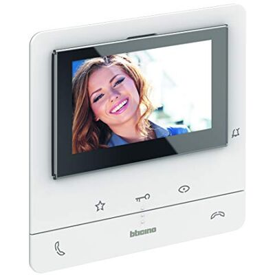 Bticino , Wewnętrzne stanowisko wideo Classe 100 V16B z kolorowym monitorem LCD 5" (12,7 cm), 2 przyciski, 3 czujniki i 4 dowolnie konfigurowane. przyciski, wskaźnik statusu LED i 16 melodyjnych Bticino , Wewnętrzne stanowisko wideo Classe 100 V16B z kolorowym monitorem LCD 5" (12,7 cm), 2 przyciski, 3 czujniki i 4 dowolnie konfigurowane. przyciski, wskaźnik statusu LED i 16 melodyjnych