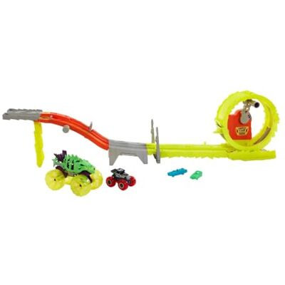Hot Wheels Monster Trucks zestaw z 2 zabawkowymi ciężarówkami: bardzo duży Skelesaurus i 1 shaker do kości w skali 1:64, Race & Chase Challenge z 2 zgniecionymi samochodami, HYT07 Hot Wheels Monster Trucks zestaw z 2 zabawkowymi ciężarówkami: bardzo duży Skelesaurus i 1 shaker do kości w skali 1:64, Race & Chase Challenge z 2 zgniecionymi samochodami, HYT07