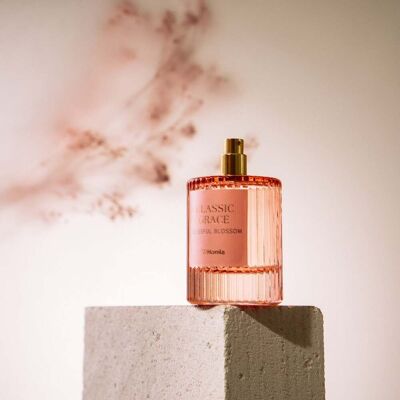 HOMLA Perfumy do wnętrza CLASSIC GRACE Blissful Blossom 100 ml HOMLA Perfumy do wnętrza CLASSIC GRACE Blissful Blossom 100 ml