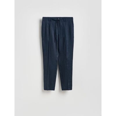 Reserved - Lniane spodnie jogger - granatowy - male - Size: 48 S,50 M,52 L,54 XL Reserved - Lniane spodnie jogger - granatowy - male - Size: 48 S,50 M,52 L,54 XL