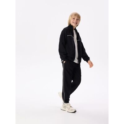 Reserved - Sportowy komplet z nadrukiem - czarny - male - Size: 116 (5-6 lat),122 (6-7 lat),128 (7-8 lat),134 (8 lat),140 (9 lat),146 (10 lat),152 (11 lat),158 (12 lat),164 (13 lat),170 (13-14 lat) Reserved - Sportowy komplet z nadrukiem - czarny - male - Size: 116 (5-6 lat),122 (6-7 lat),128 (7-8 lat),134 (8 lat),140 (9 lat),146 (10 lat),152 (11 lat),158 (12 lat),164 (13 lat),170 (13-14 lat)