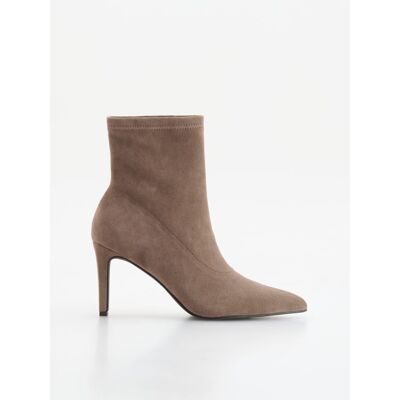 Reserved - Botki na obcasie - beżowy - female - Size: 35,36,37,38,39,40,41,42 Reserved - Botki na obcasie - beżowy - female - Size: 35,36,37,38,39,40,41,42