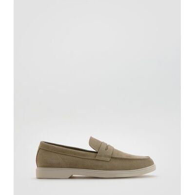 Reserved - Zamszowe loafersy - beżowy - male - Size: 40,41,42,43,44,45 Reserved - Zamszowe loafersy - beżowy - male - Size: 40,41,42,43,44,45