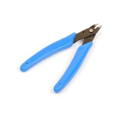 Cążki modelarskie Italeri Professional Flush Cutter 50828 Cążki modelarskie Italeri Professional Flush Cutter 50828