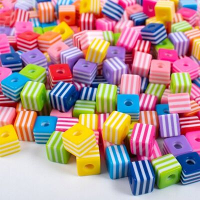 Inny producent DIY Koraliki KWADRATOWE W PASKI biżuteria 300 Inny producent DIY Koraliki KWADRATOWE W PASKI biżuteria 300
