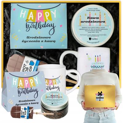 Cup&You BOX PREZENTOWY URODZINOWY - ZESTAW KAW AROMATYZOWANYCH KUBEK CZEKOLADOWY LIZAK - PREZENT NA 20 30 40 50 60 URODZINY DLA KOBIETY FACETA MĘŻCZYZNY NIE.. Cup&You BOX PREZENTOWY URODZINOWY - ZESTAW KAW AROMATYZOWANYCH KUBEK CZEKOLADOWY LIZAK - PREZENT NA 20 30 40 50 60 URODZINY DLA KOBIETY FACETA MĘŻCZYZNY NIE..