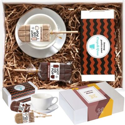 Cup&You Gotowy zestaw prezentowy „CLASSIC CoffeBox“ kawy smakowe PREMIUM filiżanka czekoladowe lizaki prezent upominek na każdą okazję dla kobiety faceta mę.. Cup&You Gotowy zestaw prezentowy „CLASSIC CoffeBox“ kawy smakowe PREMIUM filiżanka czekoladowe lizaki prezent upominek na każdą okazję dla kobiety faceta mę..