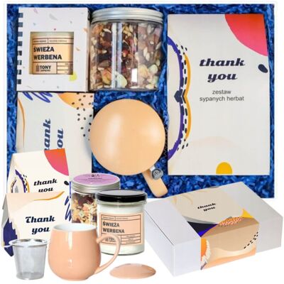 Cup&You Gotowy zestaw prezentowy „Big Box Thank You“ kawa herbata PREMIUM kubek zaparzacz świeca sojowa prezent upominek podziękowanie dla kobiety faceta mę.. Cup&You Gotowy zestaw prezentowy „Big Box Thank You“ kawa herbata PREMIUM kubek zaparzacz świeca sojowa prezent upominek podziękowanie dla kobiety faceta mę..