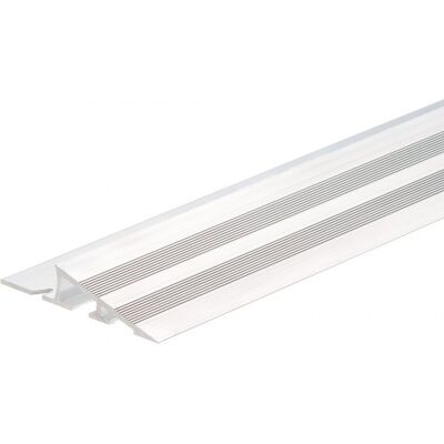 Profil do glazury AL najazdowy skośny ryflowany 44x13mm listwa perf. trójkąt folia 1szt Cezar Srebrny ZEWN K15 Matowe 2,50m Profil do glazury AL najazdowy skośny ryflowany 44x13mm listwa perf. trójkąt folia 1szt Cezar Srebrny ZEWN K15 Matowe 2,50m