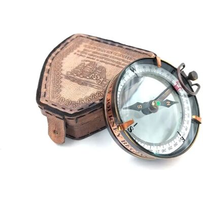 Giftdeco, Kompas Magnetyczny - Map Reader W Skórzanym Etui Giftdeco, Kompas Magnetyczny - Map Reader W Skórzanym Etui