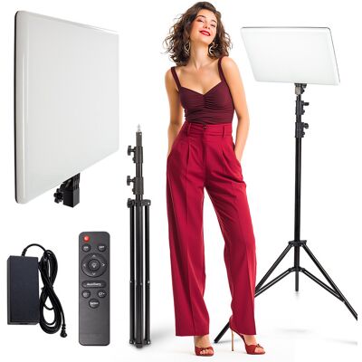 CineGEN Lampa Panelowa LED 65W BiColor + Statyw CineGEN Lampa Panelowa LED 65W BiColor + Statyw