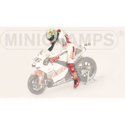 Minichamps, figurka Sitting Valentino Minichamps, figurka Sitting Valentino