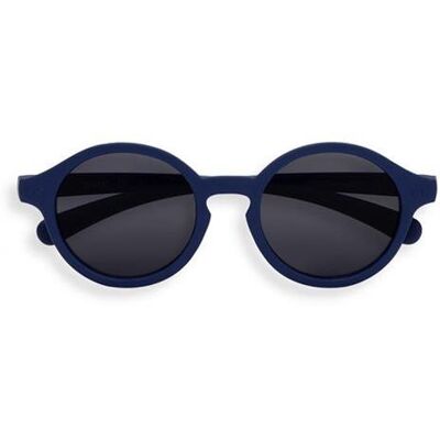 Izipizi - Okulary przeciwsłoneczne dla dzieci Sun Kids+ (3-5lat) - Denim blue Izipizi - Okulary przeciwsłoneczne dla dzieci Sun Kids+ (3-5lat) - Denim blue