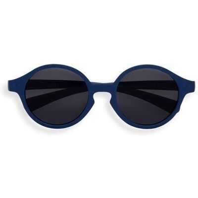 Izipizi - Okulary przeciwsłoneczne dla dzieci Sun Kids (9-36m) - Denim Blue Izipizi - Okulary przeciwsłoneczne dla dzieci Sun Kids (9-36m) - Denim Blue