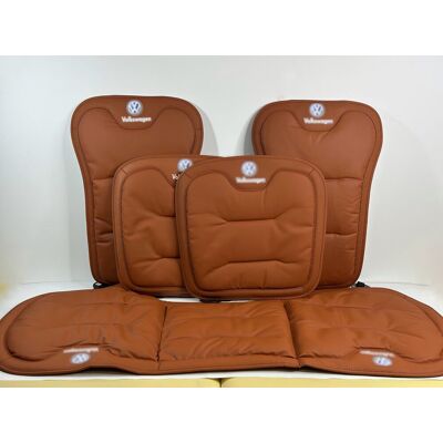 KOMPLET UNIWERSALNY DO VOLKSWAGEN mat ochronnych NOWY DESIGN pokrowce jasny brąz KOMPLET UNIWERSALNY DO VOLKSWAGEN mat ochronnych NOWY DESIGN pokrowce jasny brąz