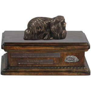 Pekińczyk - skrzynia na psie pamiątki, personalizowana skrzynia ze statuetką, drewniana skrzynia z psem marki Art-Dog Pekińczyk - skrzynia na psie pamiątki, personalizowana skrzynia ze statuetką, drewniana skrzynia z psem marki Art-Dog