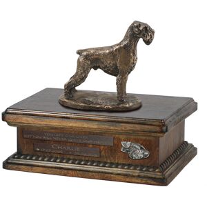Sznaucer, Schnauzer III - skrzynia na psie pamiątki, personalizowana skrzynia ze statuetką, drewniana skrzynia z psem marki Art-Dog Sznaucer, Schnauzer III - skrzynia na psie pamiątki, personalizowana skrzynia ze statuetką, drewniana skrzynia z psem marki Art-Dog