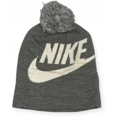 Szara czapka dziewczęca logo pompon NIKE Szara czapka dziewczęca logo pompon NIKE