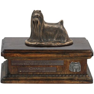 Yorkshire Terrier, York, Jork, Yorkie II - skrzynia na psie pamiątki, personalizowana skrzynia ze statuetką, drewniana skrzynia z psem marki Art-Dog Yorkshire Terrier, York, Jork, Yorkie II - skrzynia na psie pamiątki, personalizowana skrzynia ze statuetką, drewniana skrzynia z psem marki Art-Dog