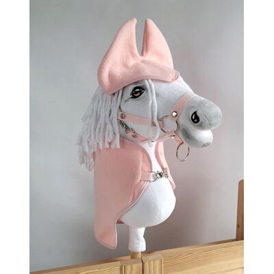 Super Zestaw dla Hobby Horse A4: derka + nauszniki – pudrowy róż Super Zestaw dla Hobby Horse A4: derka + nauszniki – pudrowy róż