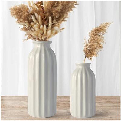 Inny producent Wazon Flakon ceramiczny na kwiaty ryflowany biały Dekoracja do domu 2 szt. Inny producent Wazon Flakon ceramiczny na kwiaty ryflowany biały Dekoracja do domu 2 szt.