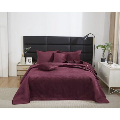 Narzuta pikowana Velvet na łóżko 200x220 cm cm Maya bordowa Spod Igły i Nitki Narzuta pikowana Velvet na łóżko 200x220 cm cm Maya bordowa Spod Igły i Nitki
