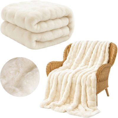 Hard-er Koc 160x100 biały puszysty miękki przyjemny w dotyku ciepły pled dekoracyjny elegancki na kanapę stylowy Hard-er Koc 160x100 biały puszysty miękki przyjemny w dotyku ciepły pled dekoracyjny elegancki na kanapę stylowy