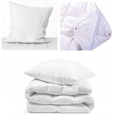Inny producent Kołdra 4 pory roku podwójna Easy Sleep 150x200 cm. + poduszka 50x60 cm. Inny producent Kołdra 4 pory roku podwójna Easy Sleep 150x200 cm. + poduszka 50x60 cm.