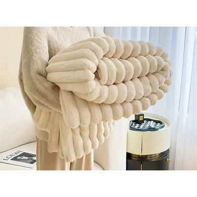 Inny producent Miękki przytulny koc polar narzuta 200x230 Inny producent Miękki przytulny koc polar narzuta 200x230
