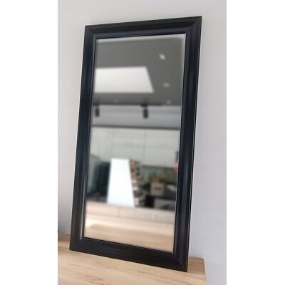 Fabryka Luster Lustro ścienne w klasycznej ramie MDF 70x50 czarne profilowana czarna rama Fabryka Luster Lustro ścienne w klasycznej ramie MDF 70x50 czarne profilowana czarna rama
