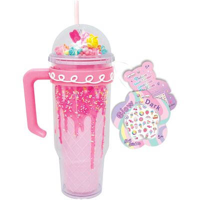 KUBEK 700 ML + SŁOMKA + NAKLEJKI - DESER Z BITĄ ŚMIETANĄ HOT FOCUS 424SC KUBEK 700 ML + SŁOMKA + NAKLEJKI - DESER Z BITĄ ŚMIETANĄ HOT FOCUS 424SC