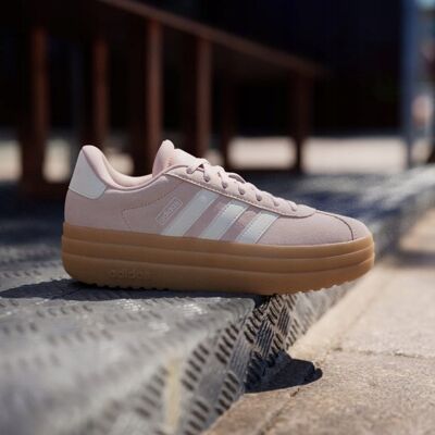 Inny producent ADIDAS KREMOWE SPORTOWE SNEAKERSY Z BIAŁYMI PASKAMI 39 1/3 16LA Inny producent ADIDAS KREMOWE SPORTOWE SNEAKERSY Z BIAŁYMI PASKAMI 39 1/3 16LA